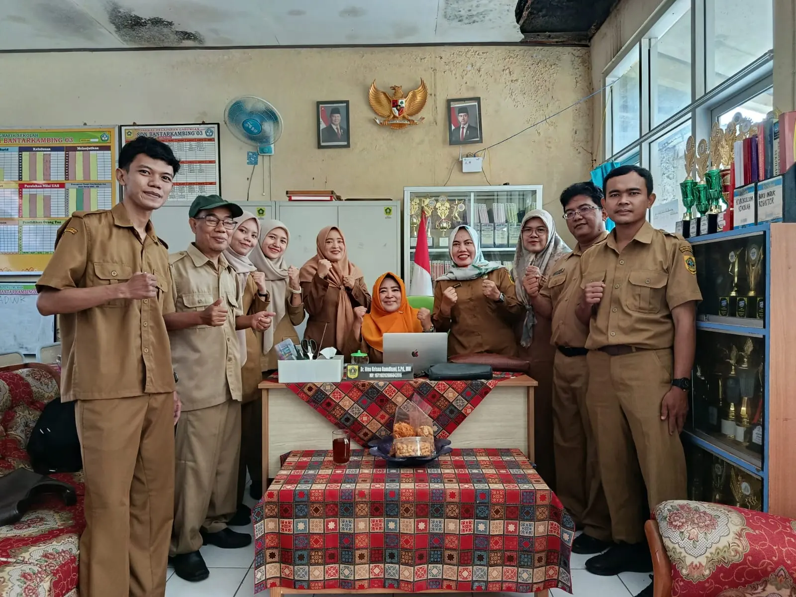 Rapat Kerja dan Evaluasi Kurikulum oleh Dewan Guru